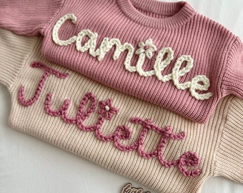 Pull en tricot surdimensionné à la main, vêtements pour tout-petits brodés à la main, tenue d'étape mensuelle, personnalisée toute l'année, meilleur cadeau pour nouveau-né