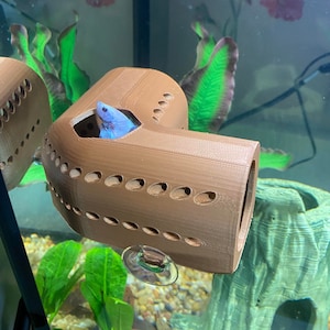 Curved Betta & Axolotl Home, Corner Fish Hide - Aquarium Safe! - 3D Printed ABS Plastic - Multiple Sizes and Colors Available!