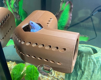 Curved Betta & Axolotl Home, Corner Fish Hide - Aquarium Safe! - 3D Printed ABS Plastic - Multiple Sizes and Colors Available!