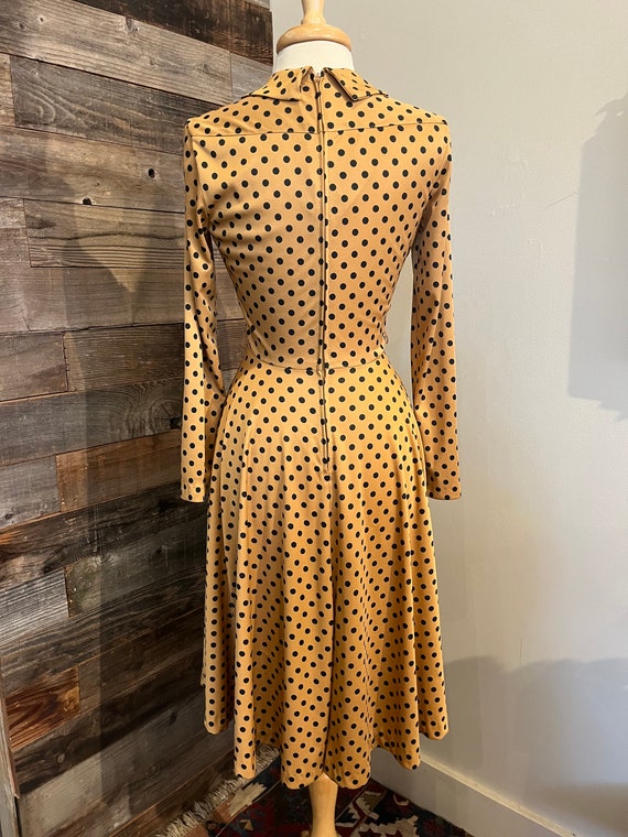 1960s Vintage Polka Dot Dress with Front Neck Tie… - image 2
