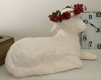 Christmas Decor - Large Ceramic Lamb for Garden & Home, Cute Farm Animal Ornament, Festive Holiday Decoration