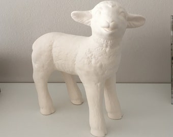 Figura de cordero, Decoración navideña, Listo para pintar, Cordero bebé de cerámica, Bisque de cerámica, Cerámica pintable, Figura de Navidad, Artesanía para pintar