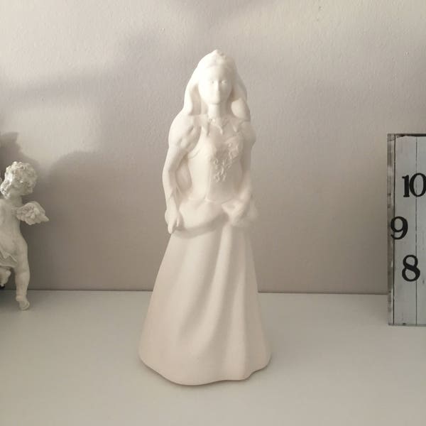 Princesse en céramique Fiona, Princesse fée blanche, Prêt à peindre, Céramique faite à la main, Cadeau pour filles, Belle princesse, Figurine non peinte, Jouet