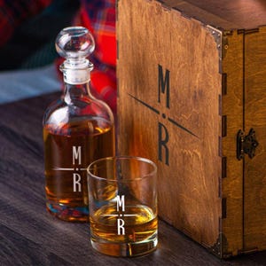 Set di bicchieri da whisky personalizzati, set di decanter incisi con bicchiere da whisky, regalo di compleanno, regalo di anniversario, regalo per il testimone dello sposo, regalo per il papà