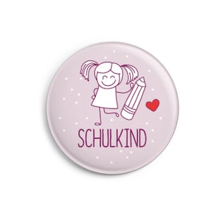 Button: Schulkind Mädchen mit Karte Geschenk zur Einschulung Bild 1