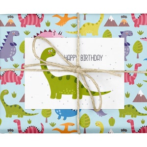 Geschenkpapier Dino / Dinosaurier für Kinder, Set: 4 Bögen + 1 Geburtstagskarte (Jungen, Babys, Einschulung, Recycling, nachhaltig, öko)