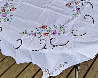 ヴィンテージホワイトリネン刺繍テーブルクロス 32インチ - Etsy 日本