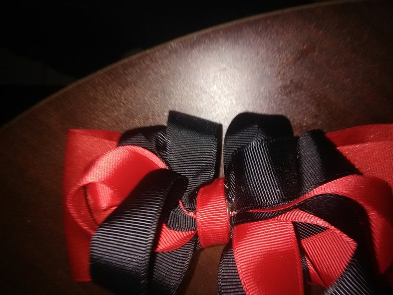 Girl 6 Inch Hair Bow Red /& Black Valentine/'s Day Left Handed Clip