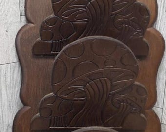 Organizador de llaves con forma de seta tallada en madera vintage, 3 niveles, estilo bohemio MCM