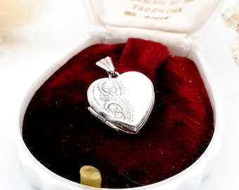 Vintage 1980s Sterling Silver Heart Locket Pendant: Foliate Floral Etched - FM Signed