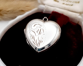 Vintage Sterling Silver Heart Locket Pendant: Foliate Floral Etched Design