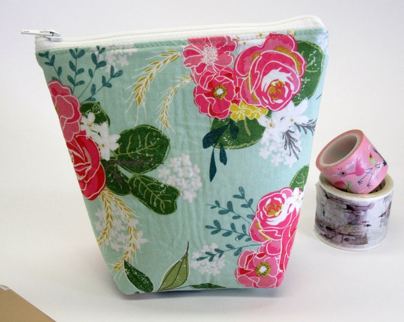 Travelers Notebook Zipper Pouch Nano and Micro WLT Green Red Floral