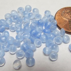 144 pieces Vintage Glass Blue Moonstone, 17ss, 4mm round