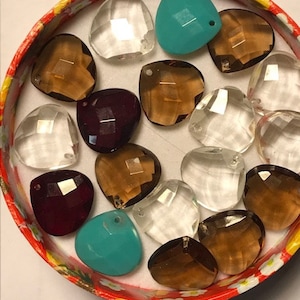 18 pcs Asst Glass Briolette teardrop, top drilled, 13x15mm