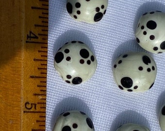 10 pieces Glass Paw Print beads, slightly irregular round shape, 15-16mm