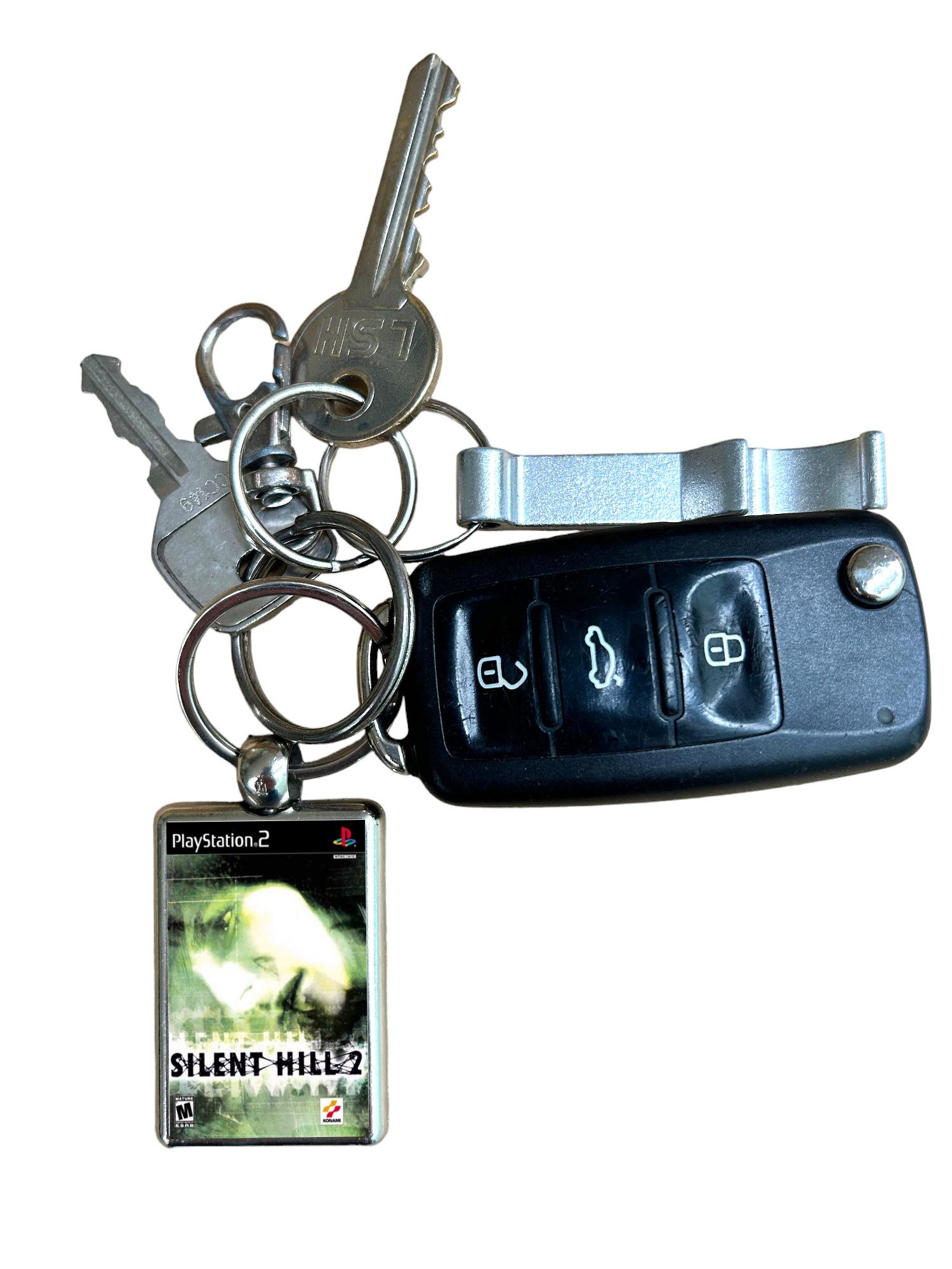 Silent Hill 2 Metal Keyring – Survival Horror Gaming Gift – PS2