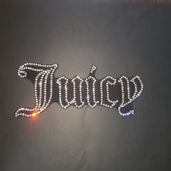 JUICY Rhinestone Patch, Super Blinged Iron on Patch avec adhésif, DIY Applique pour T-shirts, Tote Bags & More, Juicy Couture SS16 pierres