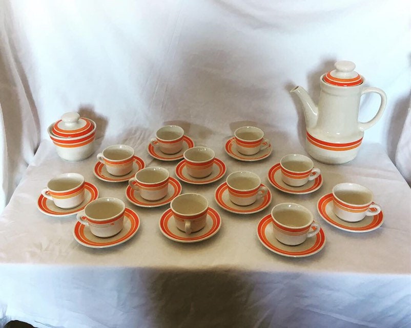 Service à Café Vintage en Porcelaine Blanche et Orange Faïence de St Amand Bahia Pot Lait Thé Tasses