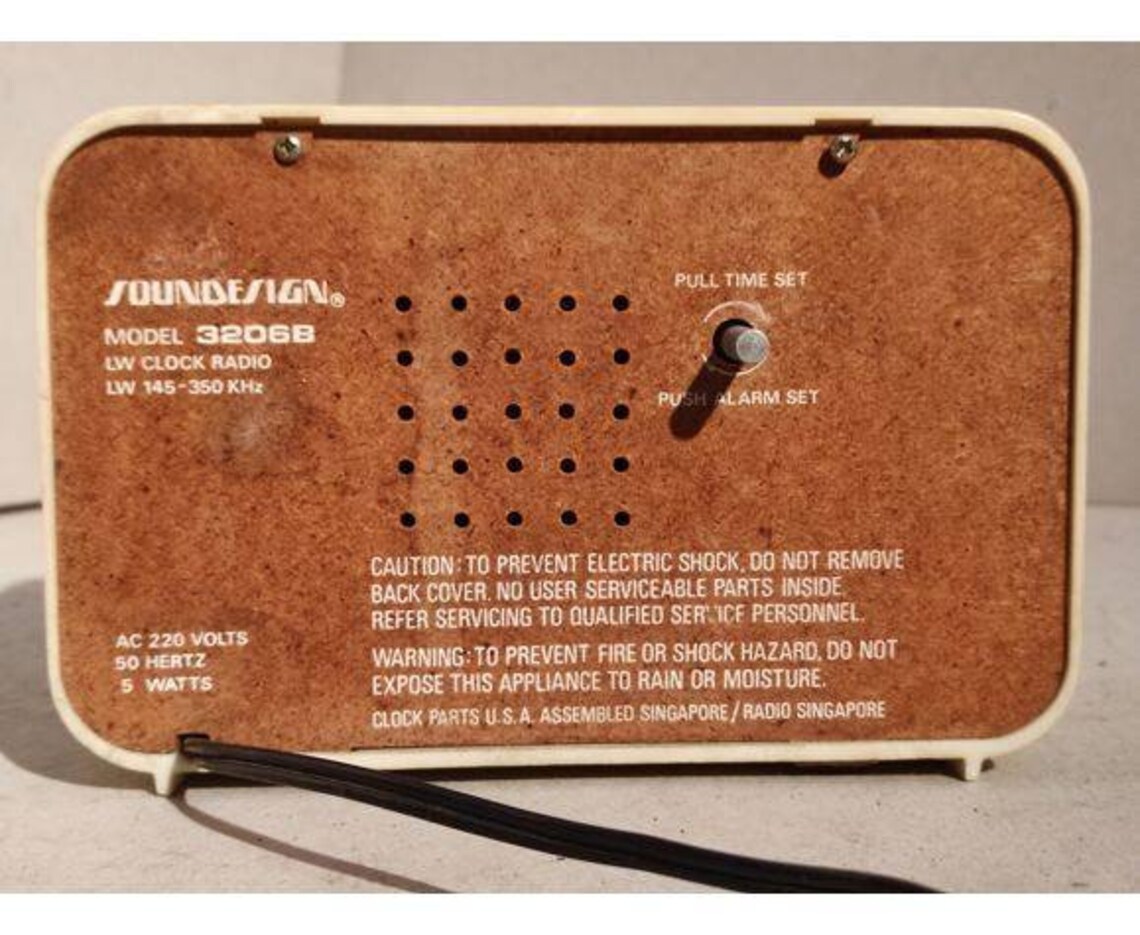 Vintage clock radio Soundesign 32068 Etsy