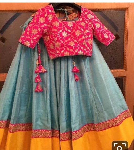 gamthi chaniya choli for navratri