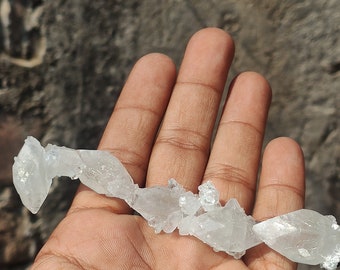 1 Natural BEAUTIFUL two pointed apophyllite statistic Minerals specimens