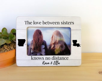 Personalized Gift for Sister The Love Between Sisters Long Distance States Long Distance Frame Sisters Gift Best Friend Sister Frame