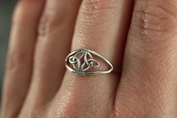 Celtic Trinity Knot Ring | 925 Sterling Silver