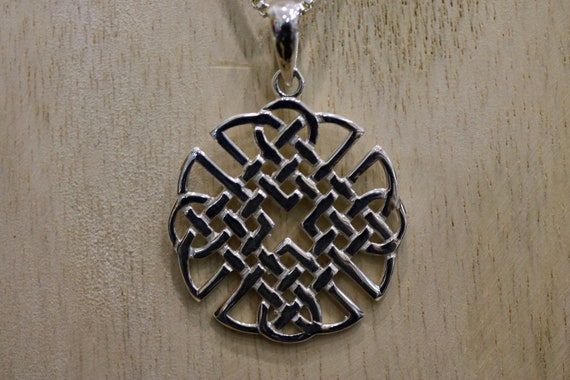 Eternal Knot Pendant | Sterling Silver | Celtic Jewellery | Scottish Jewellery | Scotland | Edinburgh | Handmade