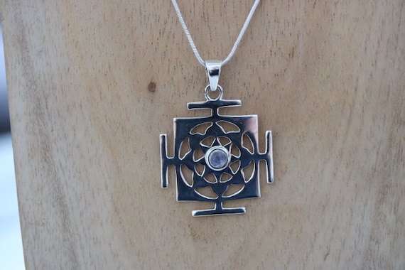 Rainbow Moonstone Pendant | 925 Sterling Silver