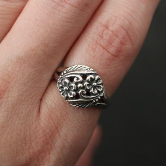 925 Silver Silver  Flower Design Ring