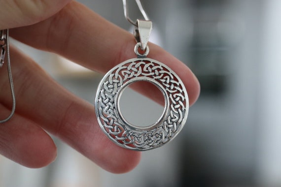 925 Silver Eternal Knot Pendant