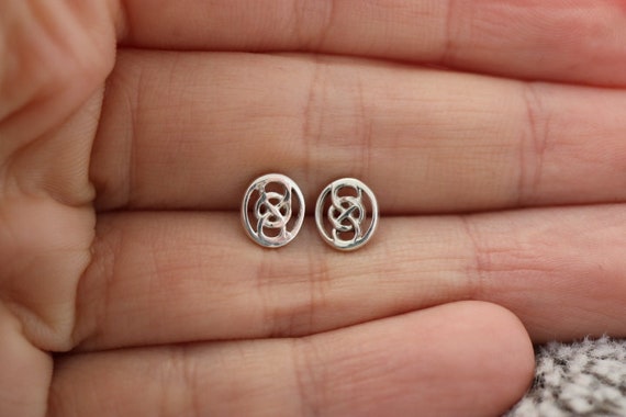 925 Silver Celtic Knot Stud Earrings