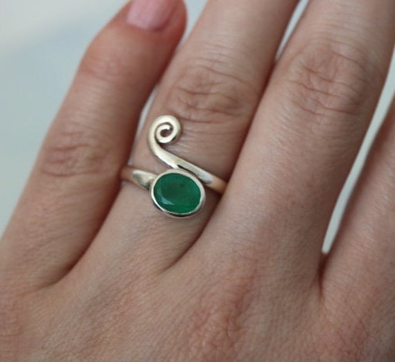 Emerald Ring | 925 Sterling Silver