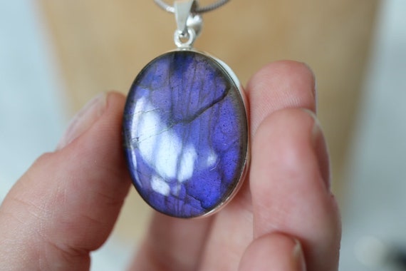 Labradorite Pendant | 925 Sterling Silver