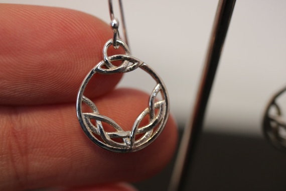 Celtic Knot Drop Earrings| Sterling Silver| Celtic Jewellery| Celtic Knot| Scottish Jewellery| Scotland| Edinburgh| Handmade