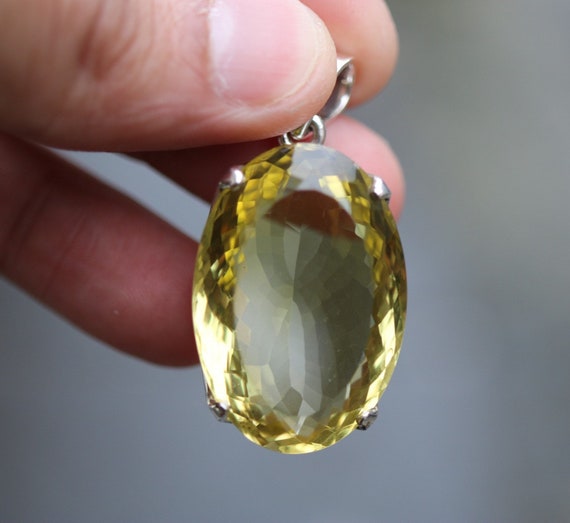 Lemon Quartz Pendant