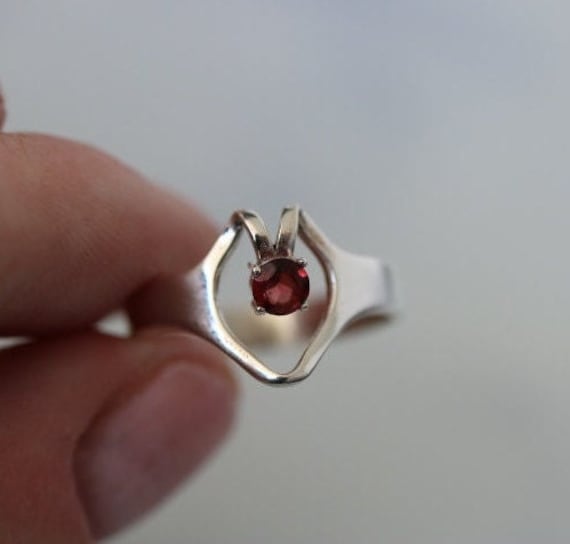 Garnet Ring | 925 Sterling Silver
