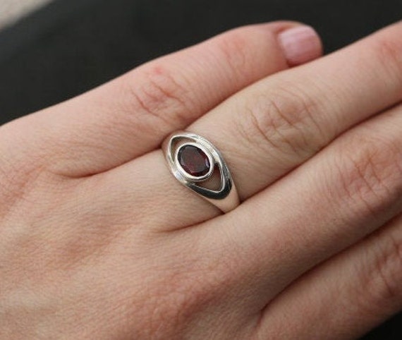 Garnet Ring | 925 Sterling Silver