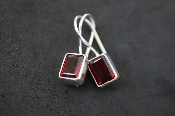 Garnet Earrings | 925 Sterling Silver