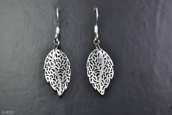 Celtic Leaf Drop Earrings| Sterling Silver| Celtic Jewellery| Party| Feather Earrings| Scottish Jewellery| Scotland| Edinburgh| Handmade