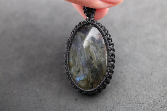 Labradorite Pendant Macrame Wrapped