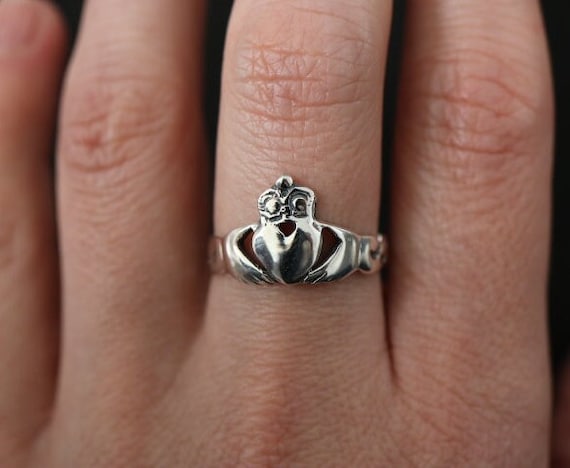 Claddagh Design Ring | 925 Sterling Silver
