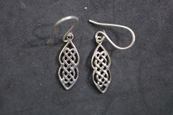 925 Silver Celtic Knot Drop Earrings