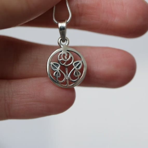 Rennie Mackintosh Design Pendant | 925 Sterling Silver