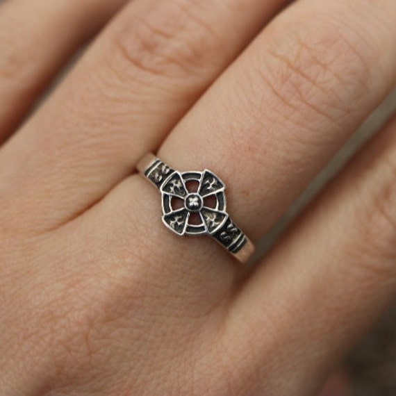 Celtic Cross Ring | 925 Sterling Silver