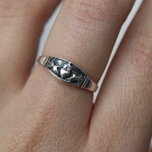 Claddagh Design Ring | 925 Sterling Silver