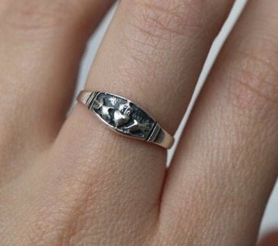 Claddagh Design Ring | 925 Sterling Silver