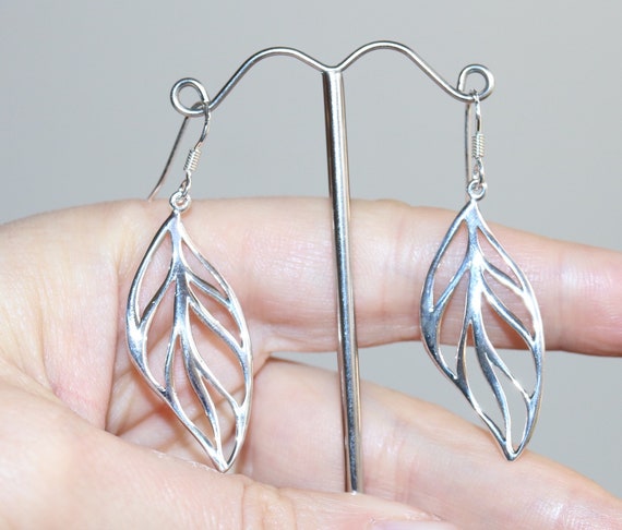 Leaf Drop Earrings| Sterling Silver| Chunky Earrings| Party Earrings| Elegant Earrings| Nature Earrings| Scotland| Edinburgh| Handmade