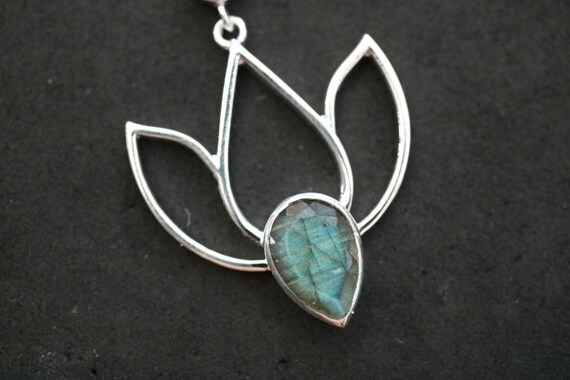 Lotus Flower Pendant with Labradorite | 925 Sterling Silver