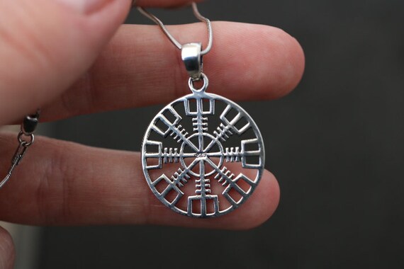 925 Silver Vegsivir Nordic Compass Pendant